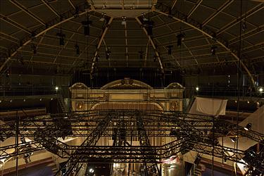 Visites du Cirque-Théâtre avec l'équipe.
