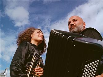 AIRELLE BESSON & LIONEL SUAREZ