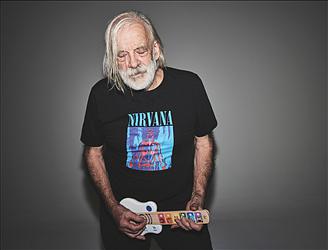 While my guitar gently weeps